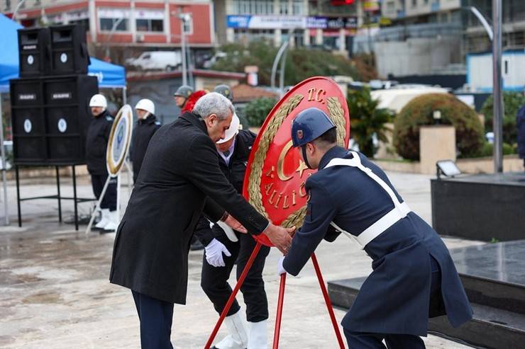 Rize’de 2 Mart Coşkusu: Kurtuluşun 108. Yılı Kutlandı 5