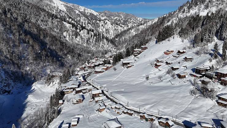 Rize'de karla kaplanan Ayder Yaylası dronla görüntülendi 9