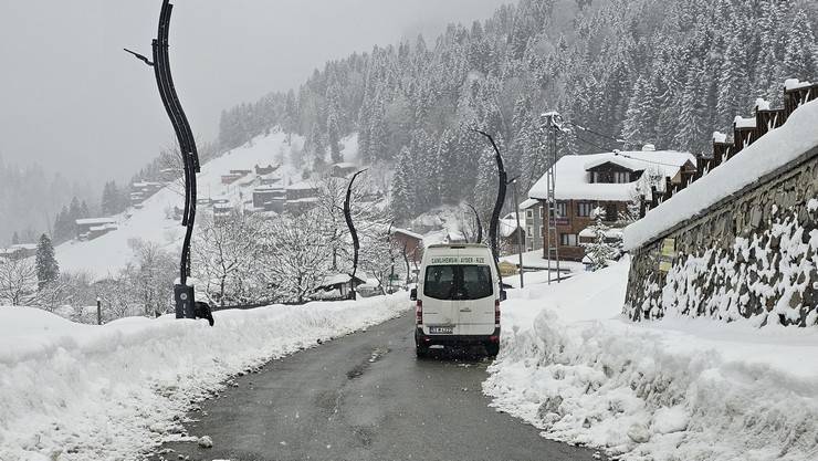 Rize’de kar ve soğuk hava etkisini sürdürüyor. 12