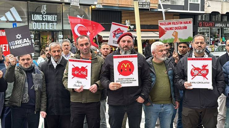 Rize'de İsrail Protestosu: Boykot Nöbetleri Devam Ediyor 16