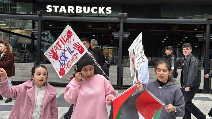 Rize'de İsrail Protestosu: Boykot Nöbetleri Devam Ediyor 2
