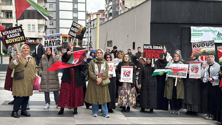 Rize'de İsrail Protestosu: Boykot Nöbetleri Devam Ediyor 3
