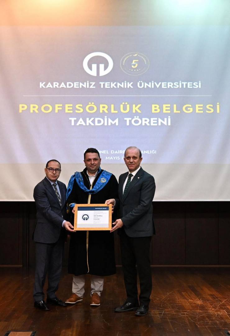 KTÜ’de Profesörlük Belgesi Takdim Töreni Gerçekleştirildi 13