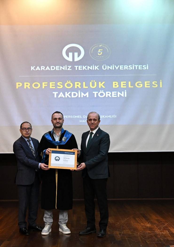 KTÜ’de Profesörlük Belgesi Takdim Töreni Gerçekleştirildi 14