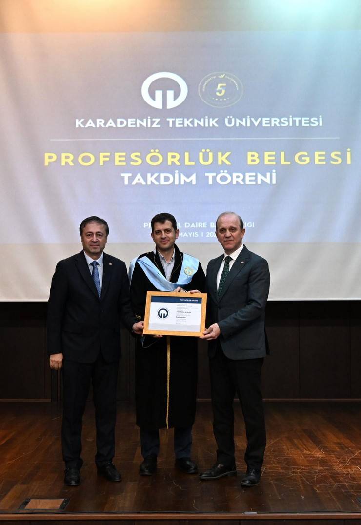 KTÜ’de Profesörlük Belgesi Takdim Töreni Gerçekleştirildi 26