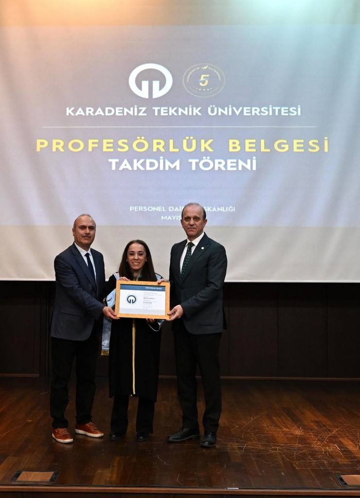 KTÜ’de Profesörlük Belgesi Takdim Töreni Gerçekleştirildi 33