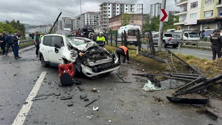 Rize’de feci kaza: 1 ölü, 7 yaralı 13