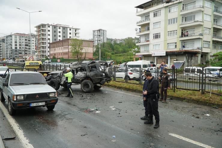 Rize’de feci kaza: 1 ölü, 7 yaralı 6