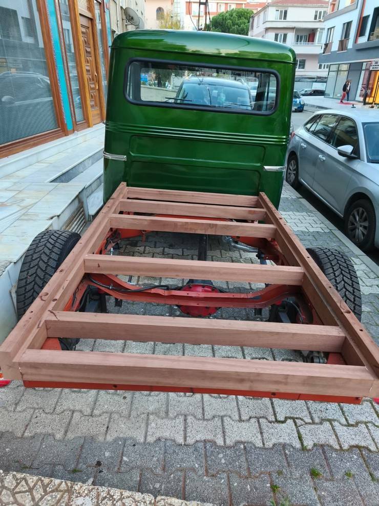 Kündekari ustasından, hurda arazi araca ahşap dokunuş 10