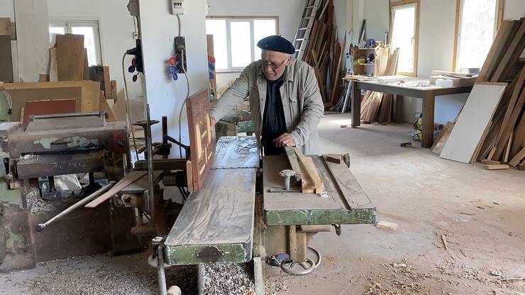 Kündekari ustasından, hurda arazi araca ahşap dokunuş 8