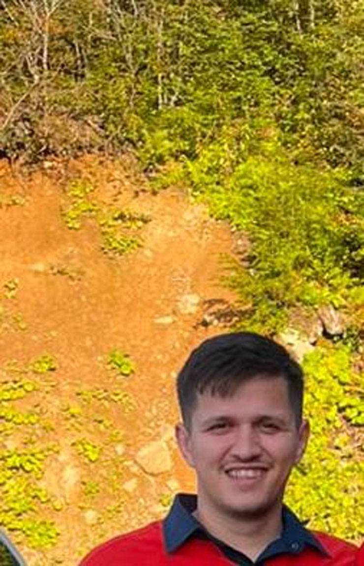 Rize'de botun devrilmesi sonucu vefat eden AFAD personelin cenazesi memleketine uğurlandı 19
