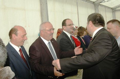 Rize'de Bayramlaşma Çadırda Yapıldı 15