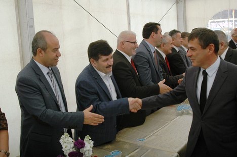 Rize'de Bayramlaşma Çadırda Yapıldı 16