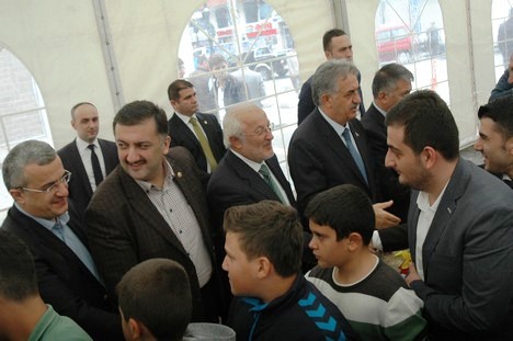 Rize'de Bayramlaşma Çadırda Yapıldı 5