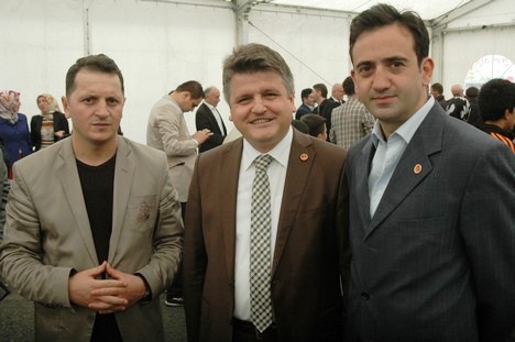 Rize'de Bayramlaşma Çadırda Yapıldı 6