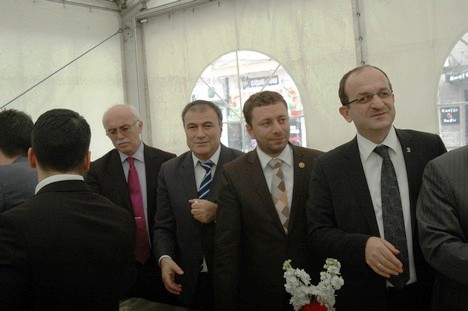 Rize'de Bayramlaşma Çadırda Yapıldı 9