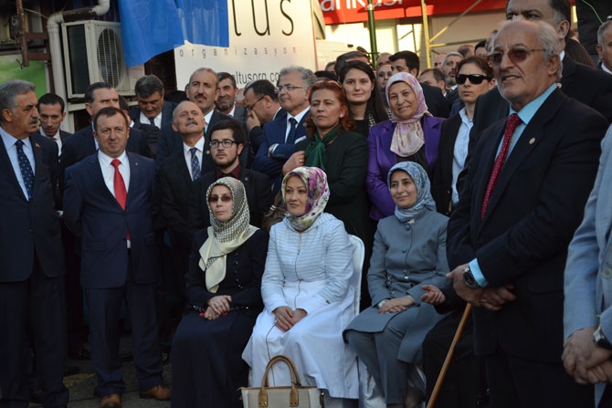 Başbakan Davutoğlu Rize'de 65