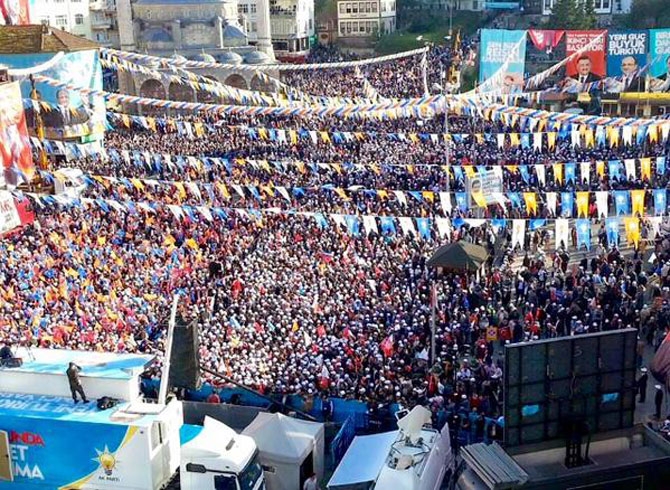Başbakan Davutoğlu Rize'de 75