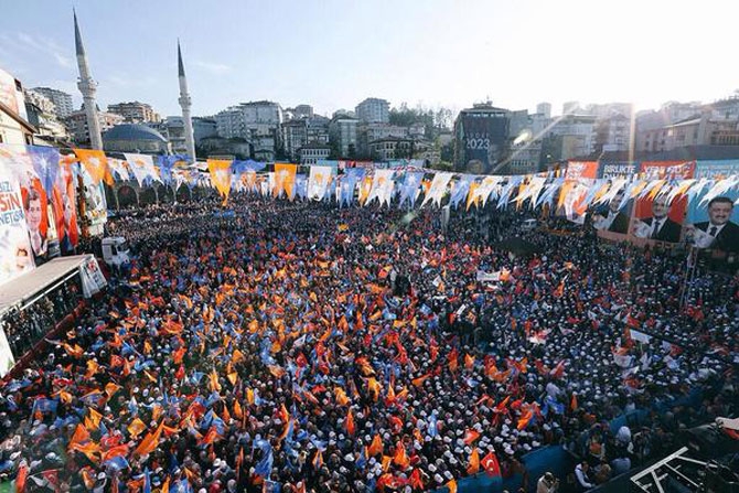 Başbakan Davutoğlu Rize'de 81