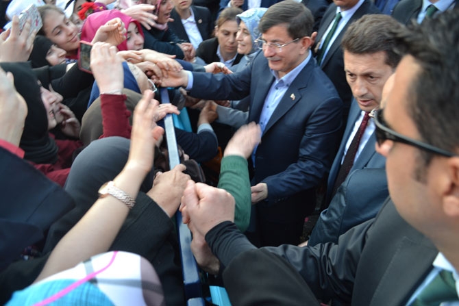 Başbakan Davutoğlu Rize'de 97