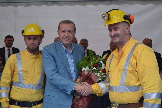 Cumhurbaşkanı Erdoğan Rize'de 76