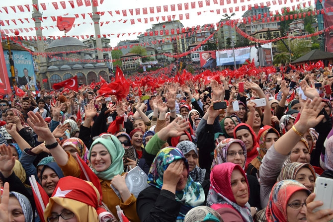 Cumhurbaşkanı Erdoğan’a Rize'de Büyük Sevgi 115