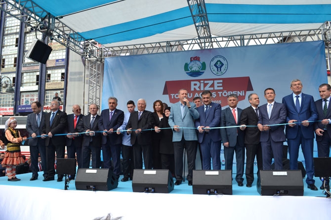 Cumhurbaşkanı Erdoğan’a Rize'de Büyük Sevgi 182