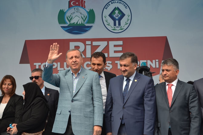 Cumhurbaşkanı Erdoğan’a Rize'de Büyük Sevgi 186
