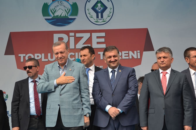 Cumhurbaşkanı Erdoğan’a Rize'de Büyük Sevgi 190