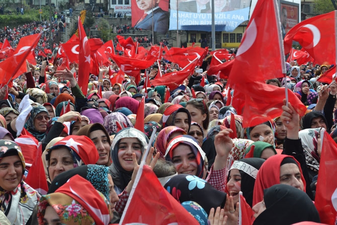 Cumhurbaşkanı Erdoğan’a Rize'de Büyük Sevgi 75