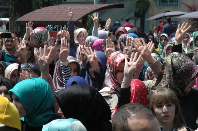 Rize ÜniAK Sisi'yi Temsili Dar Ağacına Astı ! 23