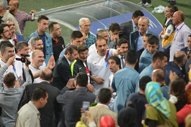 Ahmet Davutoğlu'ndan sürpriz maç 10