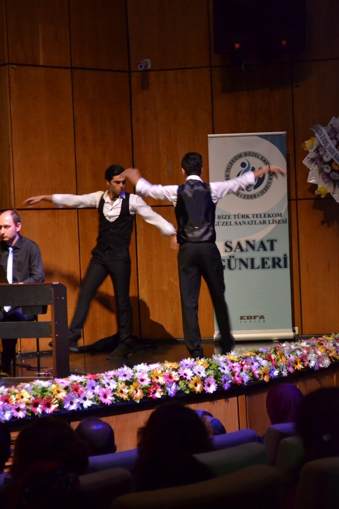 Rize Türk Telekom Güzel Sanatlar Lisesi’nden Muhteşem Yıl Sonu Konseri 14