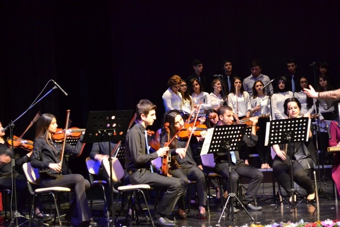 Rize Türk Telekom Güzel Sanatlar Lisesi’nden Muhteşem Yıl Sonu Konseri 21