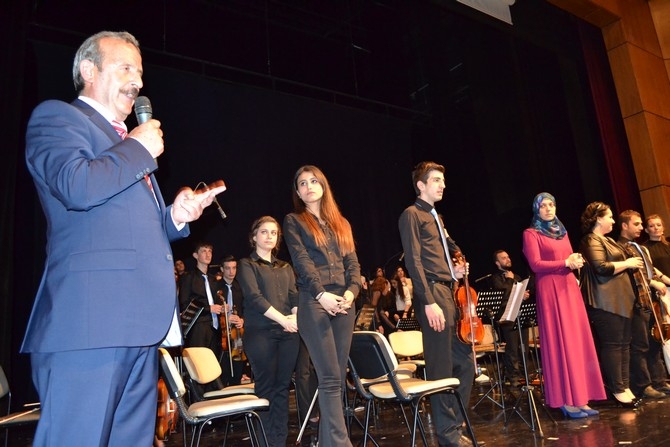 Rize Türk Telekom Güzel Sanatlar Lisesi’nden Muhteşem Yıl Sonu Konseri 41