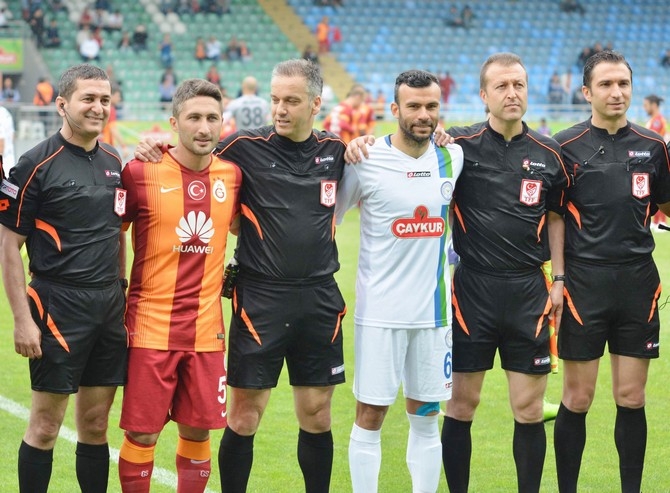 Rizespor-Galatasaray Maçı Fotoğrafları 1