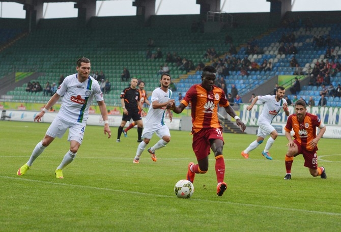 Rizespor-Galatasaray Maçı Fotoğrafları 11