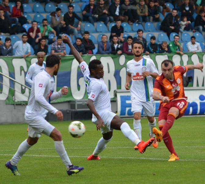 Rizespor-Galatasaray Maçı Fotoğrafları 37