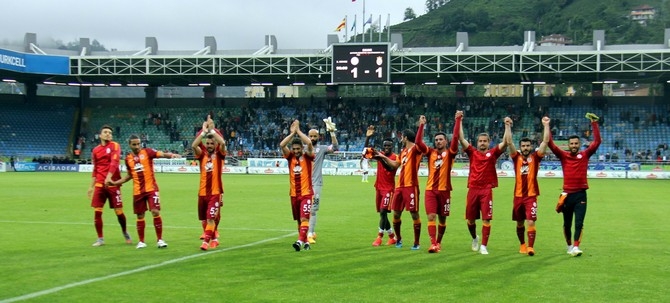 Rizespor-Galatasaray Maçı Fotoğrafları 41