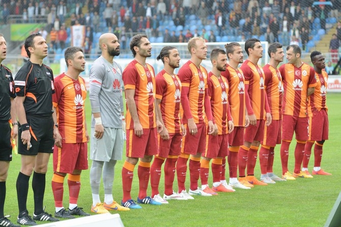 Rizespor-Galatasaray Maçı Fotoğrafları 7