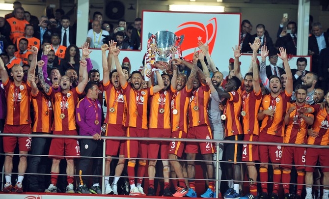 Galatasaray Türkiye Kupasını kaldırdı 1