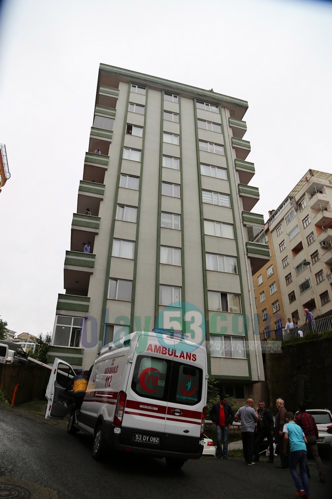 Asansör Yere Çakıldı Ak Parti Rize Yöneticileri Ölümden Döndü 10