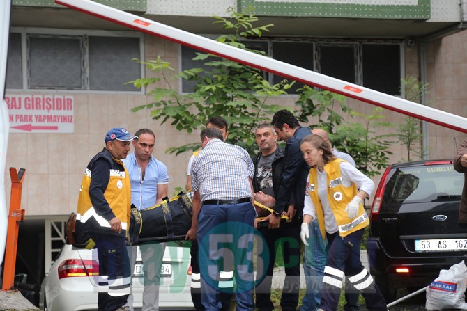 Asansör Yere Çakıldı Ak Parti Rize Yöneticileri Ölümden Döndü 5