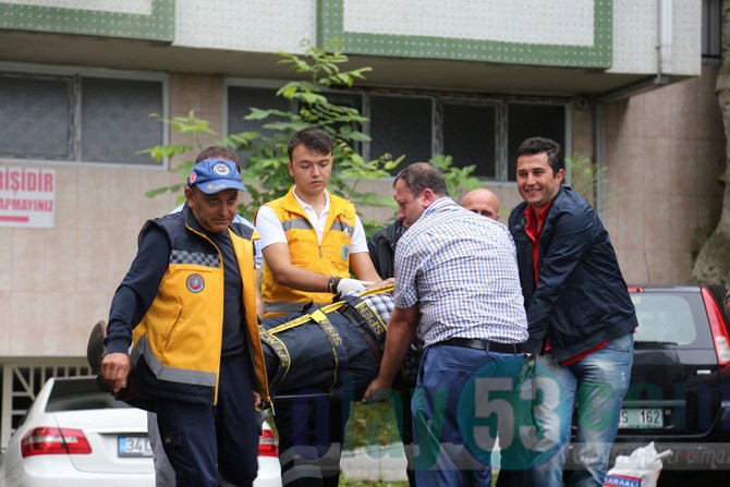 Asansör Yere Çakıldı Ak Parti Rize Yöneticileri Ölümden Döndü 6