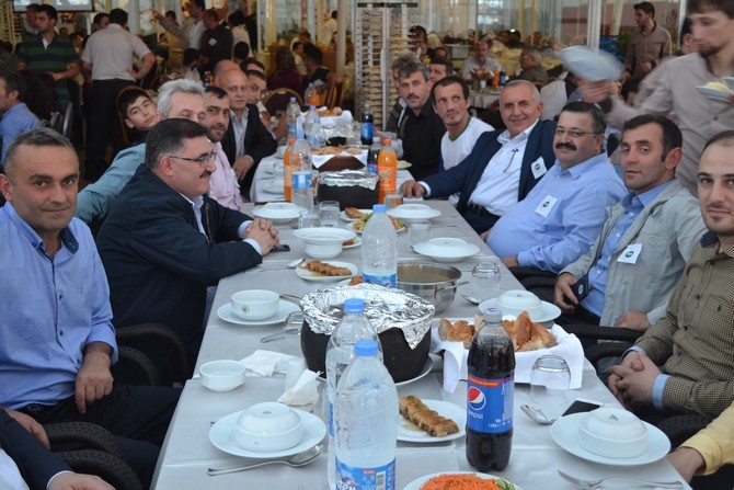 Ak Parti Rize'nin 15. Ahde Vefa İftarına Yoğun İlgi 12