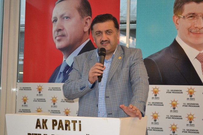 Ak Parti Rize'nin 15. Ahde Vefa İftarına Yoğun İlgi 2