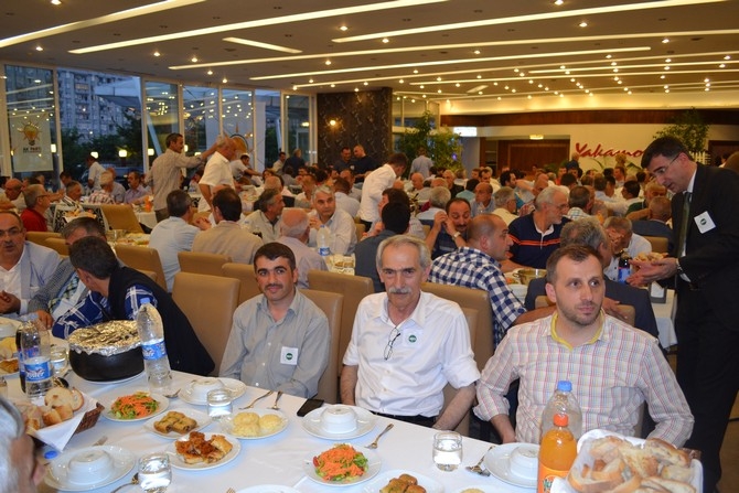 Ak Parti Rize'nin 15. Ahde Vefa İftarına Yoğun İlgi 20