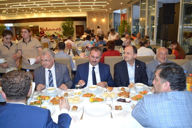 Ak Parti Rize'nin 15. Ahde Vefa İftarına Yoğun İlgi 22