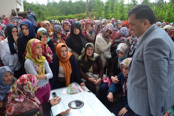 Ölümüyle Rize'yi Yasa Boğan Nurullah Köse'yi Binler Uğurladı 32