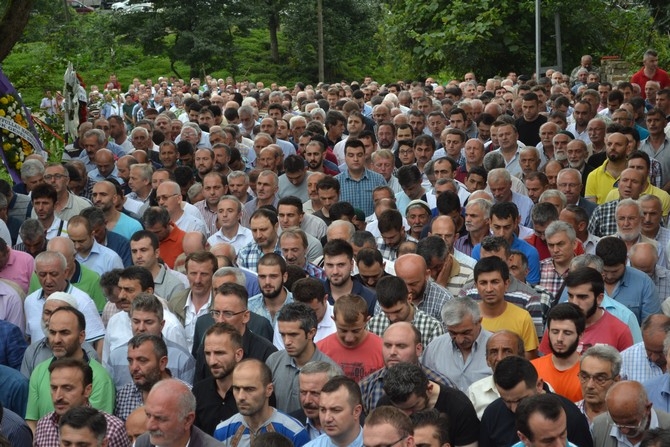 Ölümüyle Rize'yi Yasa Boğan Nurullah Köse'yi Binler Uğurladı 70